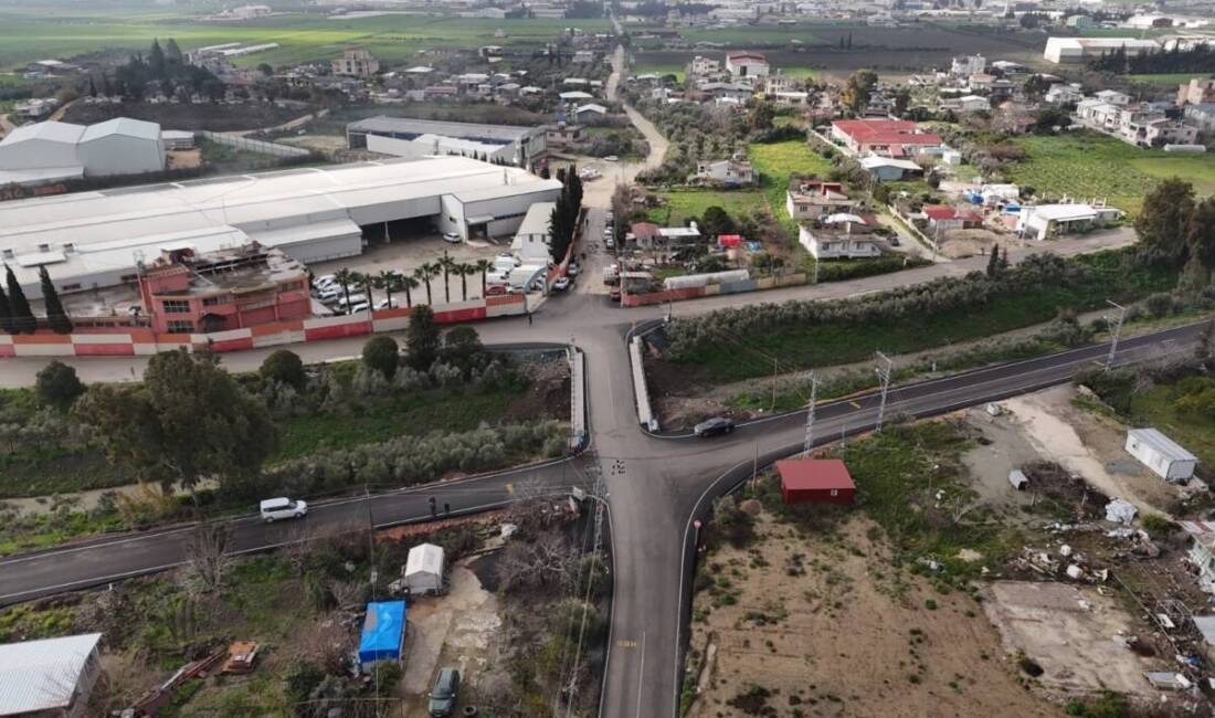 Hatay genelinde ulaşım altyapısını güçlendirme çalışmalarını sürdüren Hatay Büyükşehir Belediyesi