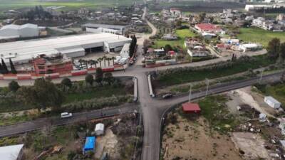 Hatay genelinde ulaşım altyapısını güçlendirme çalışmalarını sürdüren Hatay Büyükşehir Belediyesi