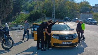 Hatay’da emniyet güçleri tarafından aranan şahıslara yönelik gerçekleştirilen operasyonlarda dikkat