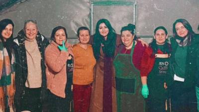 Oyuncu Deniz Çakır, 6 Şubat depremlerinin 3. yıl dönümü dolayısıyla