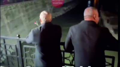 Hatay’ın Antakya ilçesinde bulunan Cumhuriyet Meydanı’nda, 6 Şubat depremlerinde hayatını