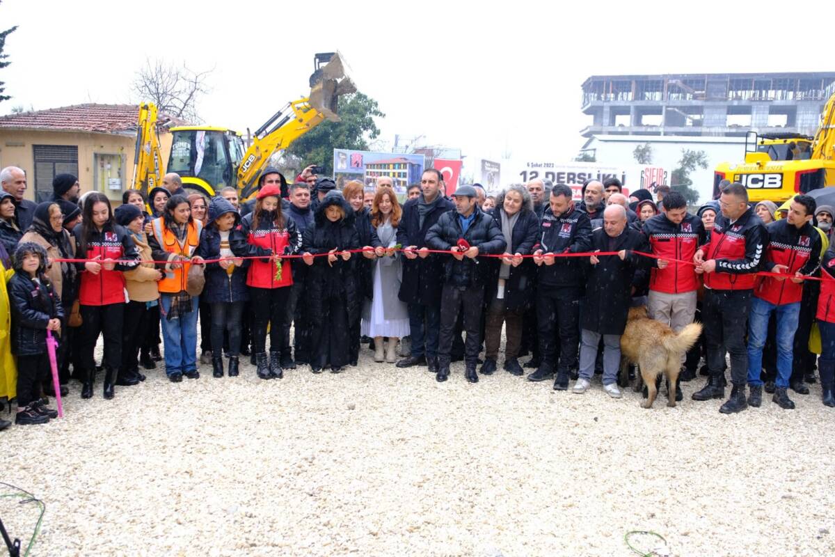 Halk TV’de yayınlanan Serhan Asker’in sunumuyla yapılan Görkemli Hatıralar programı,