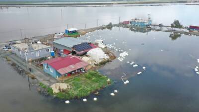 Hatay’da etkili olan sağanak yağış, bazı evler ile tarım arazilerinde