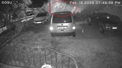 Hatay’ın Samandağ ilçesinde meydana gelen trafik kazasında, kontrolden çıkan hafriyat