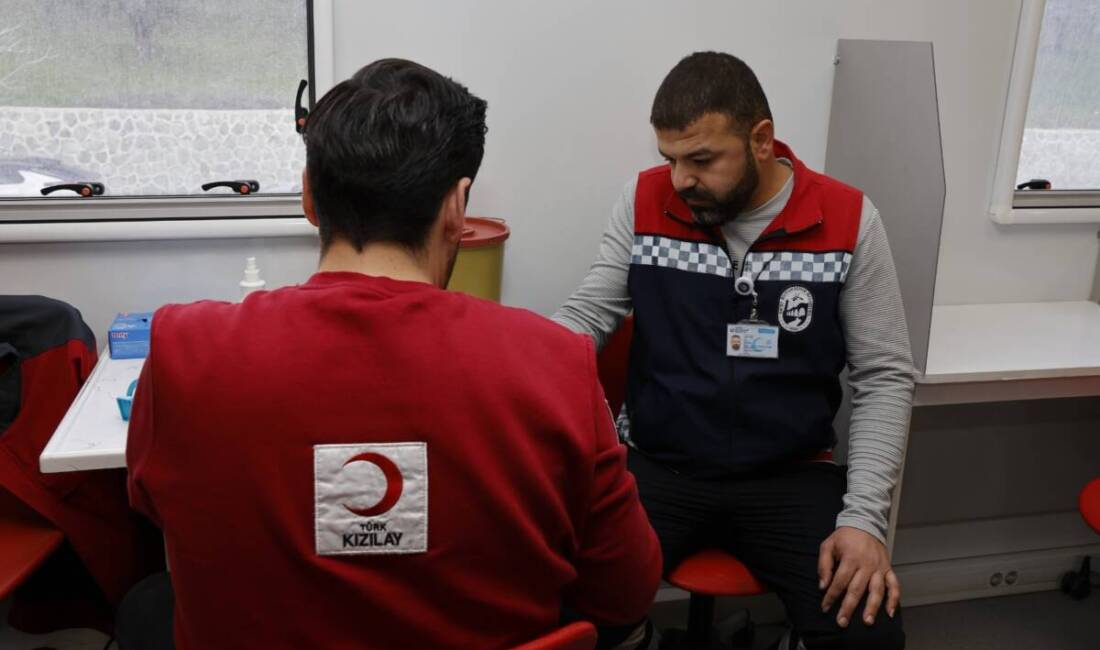 Hatay Büyükşehir Belediyesi ve Türk Kızılay iş birliğinde düzenlenen kan