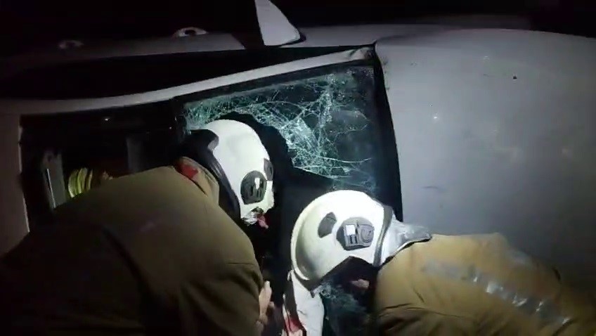 Hatay’da meydana gelen trafik kazasında kontrolden çıkan otomobil takla atarak