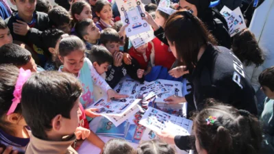 Hatay’ın Antakya ilçesinde, polis ekipleri uyuşturucu ve bağımlılıkla mücadele konusunda