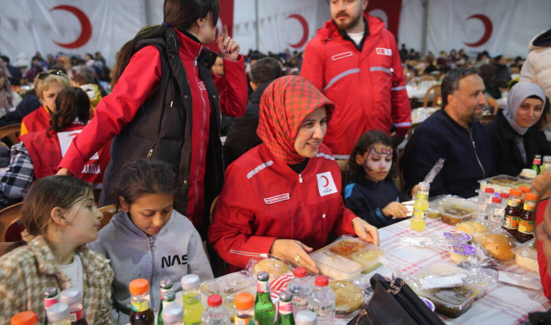 Fatma Meriç Yılmaz, Hatay’da depremzedelerle iftar programında buluşarak, “Son depremzede