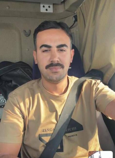 Hatay’ın Reyhanlı ilçesinde yaşayan tır şoförü Hüseyin Fırat, Afganistan dönüşü