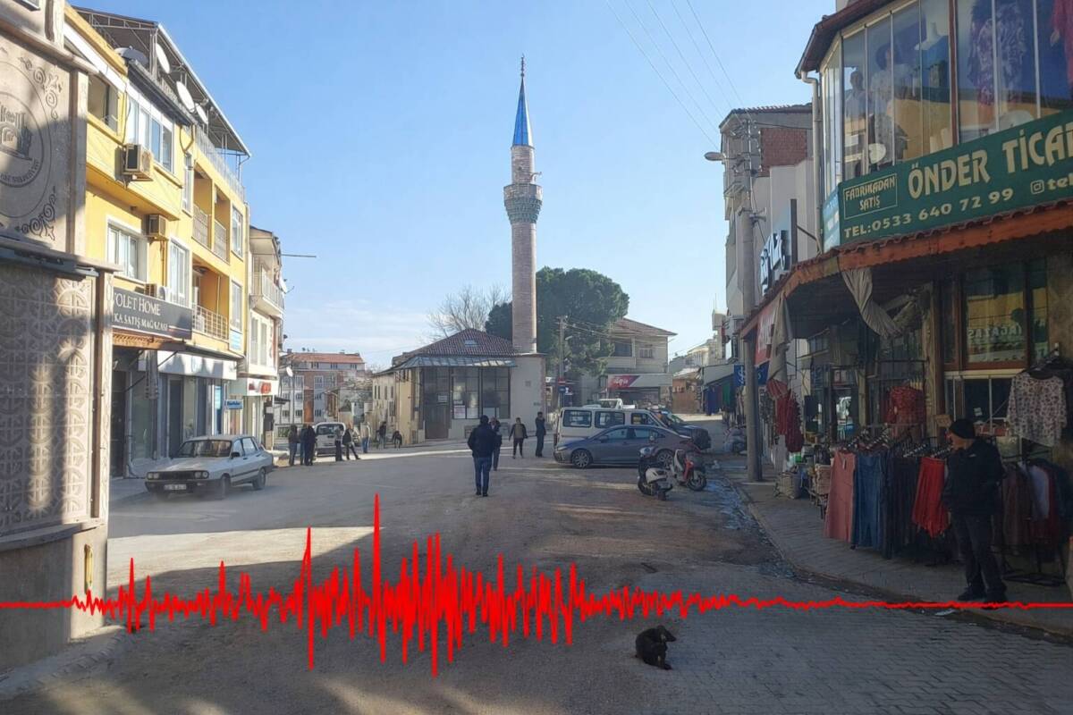 Denizli’nin Buldan ilçesinde saat 09.21’de 5,1 büyüklüğünde deprem meydana geldi.