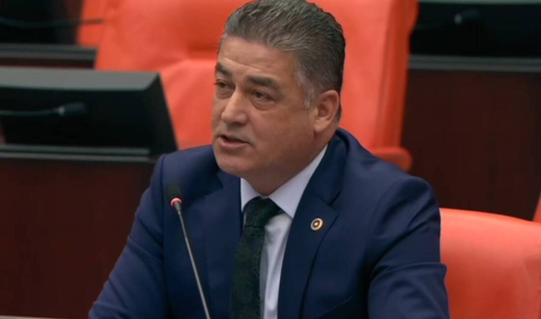 CHP Hatay Milletvekili Servet Mullaoğlu, CHP’nin “beşinci kol faaliyeti yürüttüğü”