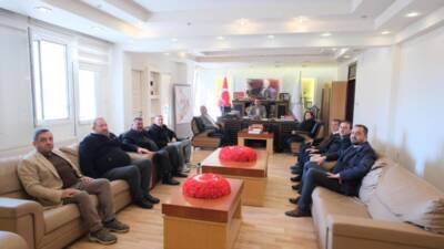 Defne’deki Siyasi Hareketlilikte biri meclis üyesi olmak üzere 2 önemli