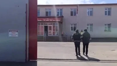 Hatay’da güvenlik güçlerinin aranan şahıslara yönelik yürüttüğü çalışmalar kapsamında iki