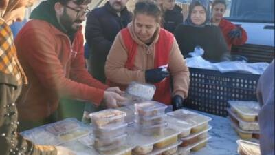 Türk Kızılay Antakya Şubesi, “Ramazan’ın bereketi paylaştıkça çoğalıyor” şiarıyla başlattığı