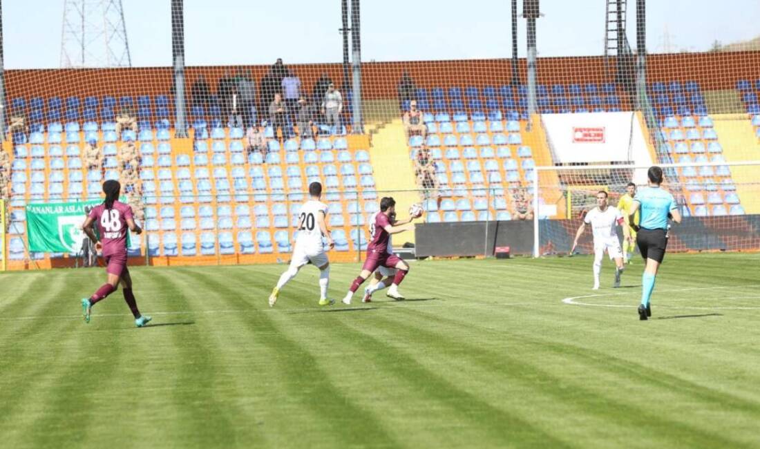 Hatayspor, Bodrumspor’a 3-1 yenilerek yenilgiler serisini sürdürdü. Bordo-beyazlı taraftarların sabrı