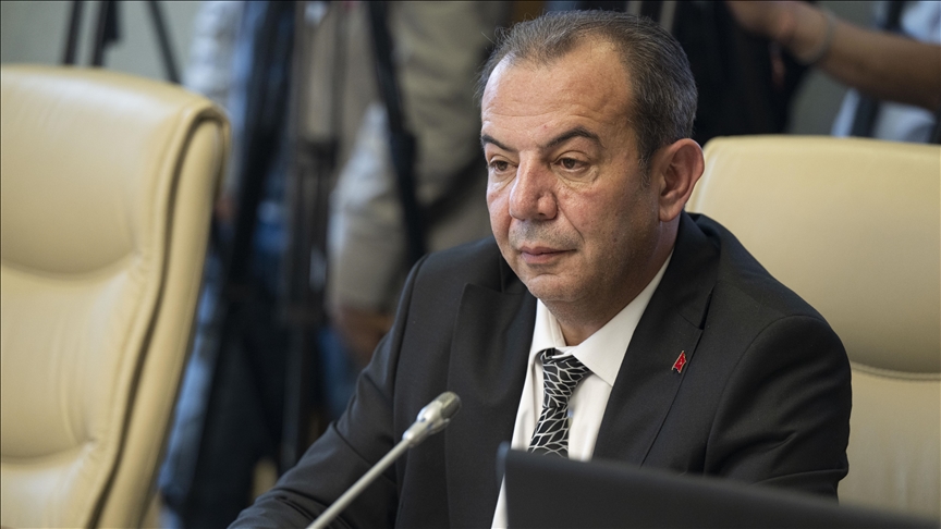 İçişleri Bakanlığı, hakkında tutuklama kararı bulunan Bolu Belediye Başkanı Tanju