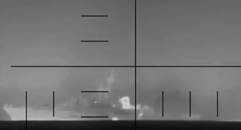 Sri Lanka’nın güney kıyıları açıklarında ABD denizaltısından ateşlenen torpido, İran