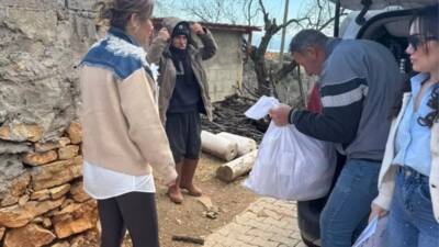 Samsun merkezli Mutluluğun Kanatları Derneği, Ramazan ayı dolayısıyla depremden etkilenen