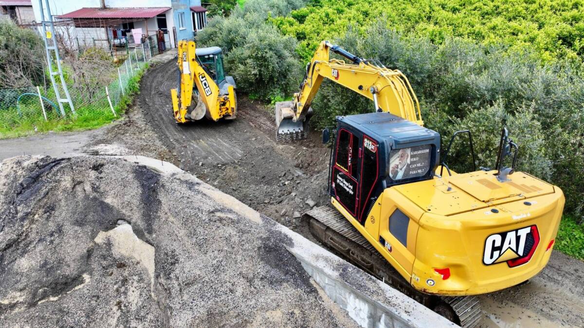 Hatay’ın Arsuz ilçesinde, altyapı çalışmaları ve son yağışlar nedeniyle ilçe