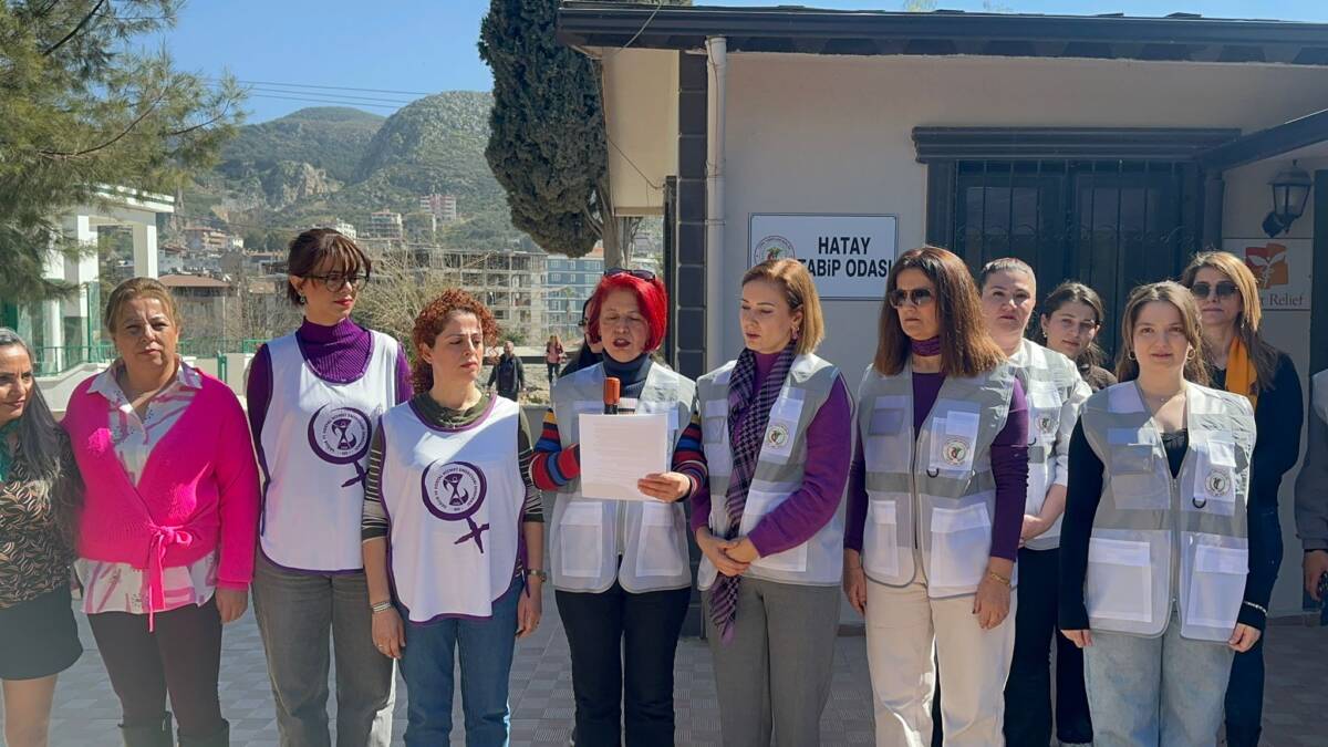 8 Mart Dünya Kadınlar Günü dolayısıyla kadın hekimler, sağlık sisteminde