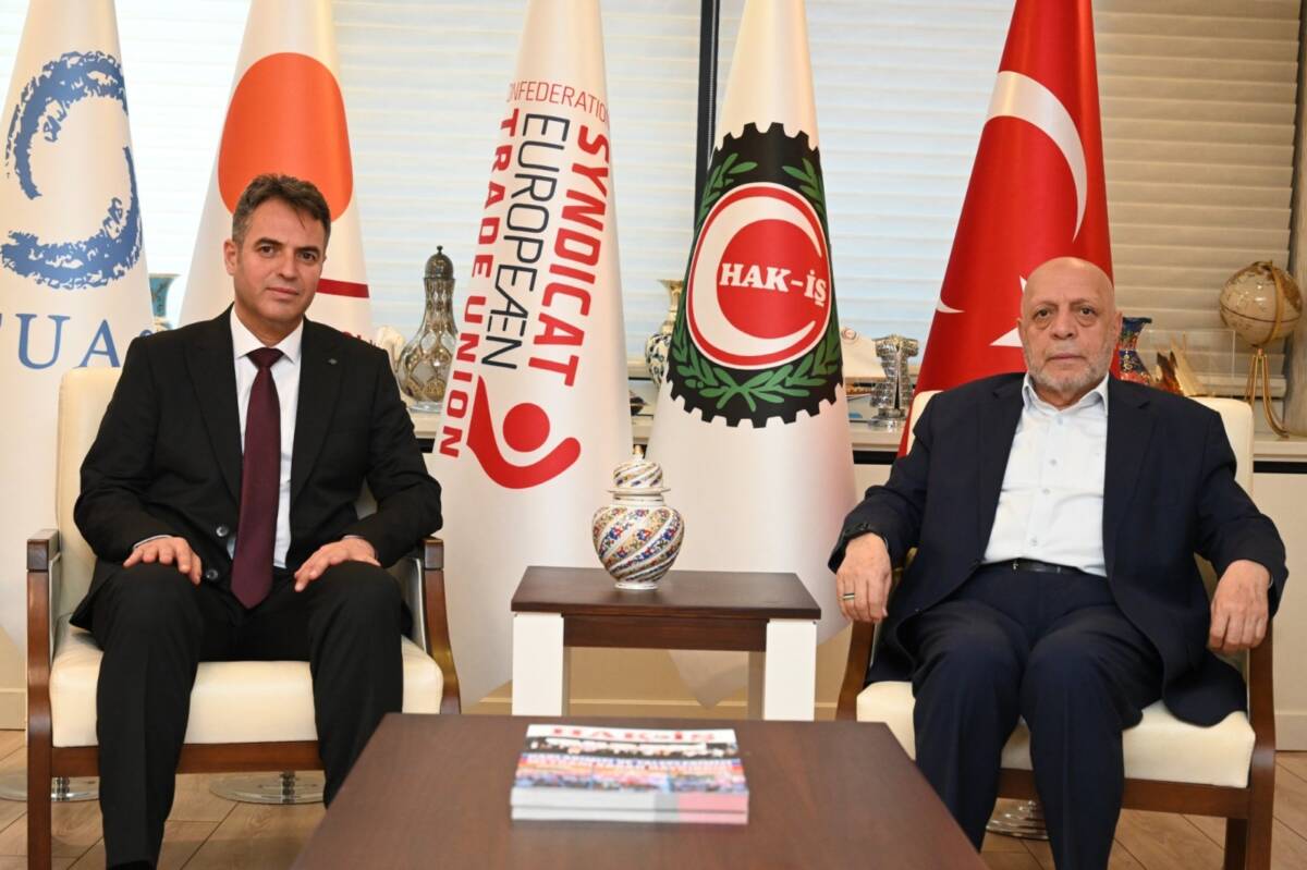 Hak-İş Konfederasyonu ve Hizmet-İş Sendikası Genel Başkanı Mahmut Arslan, Hizmet-İş