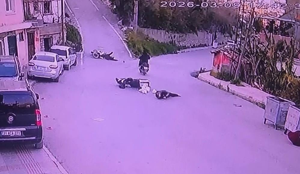 İskenderun ilçesi Esentepe Mahallesi’nde meydana gelen motosiklet kazasında 3 kişi