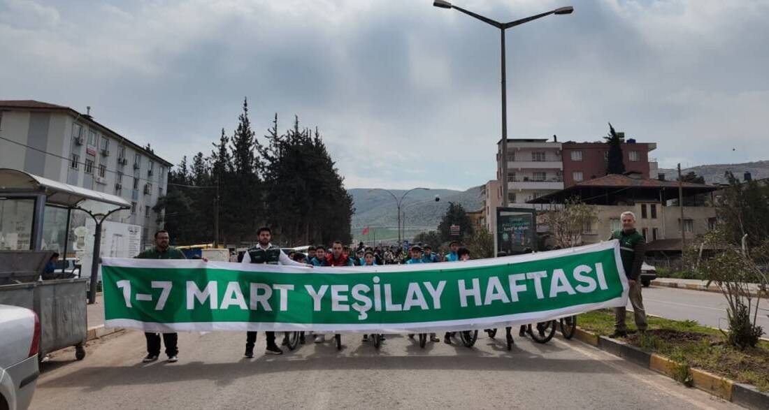 Hatay’ın Reyhanlı ilçesinde Yeşilay Haftası kapsamında farkındalık oluşturmak amacıyla bisiklet