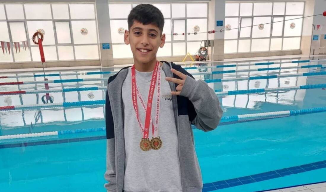 Hatay’ın Defne ilçesine bağlı Harbiye Mahallesi’nde eğitim gören Emrah Aslanyürek,