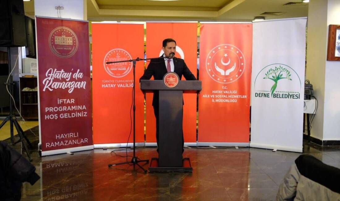 Hatay Valisi Mustafa Masatlı ve Defne Kaymakamı Oğuz Cem Murat’ın