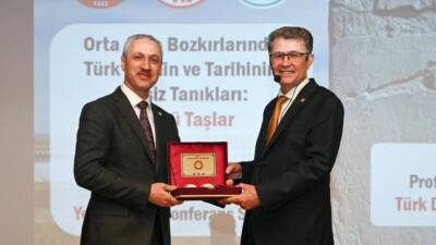 Türk Dil Kurumu Başkanı Prof. Dr. Osman Mert, hafta sonunda