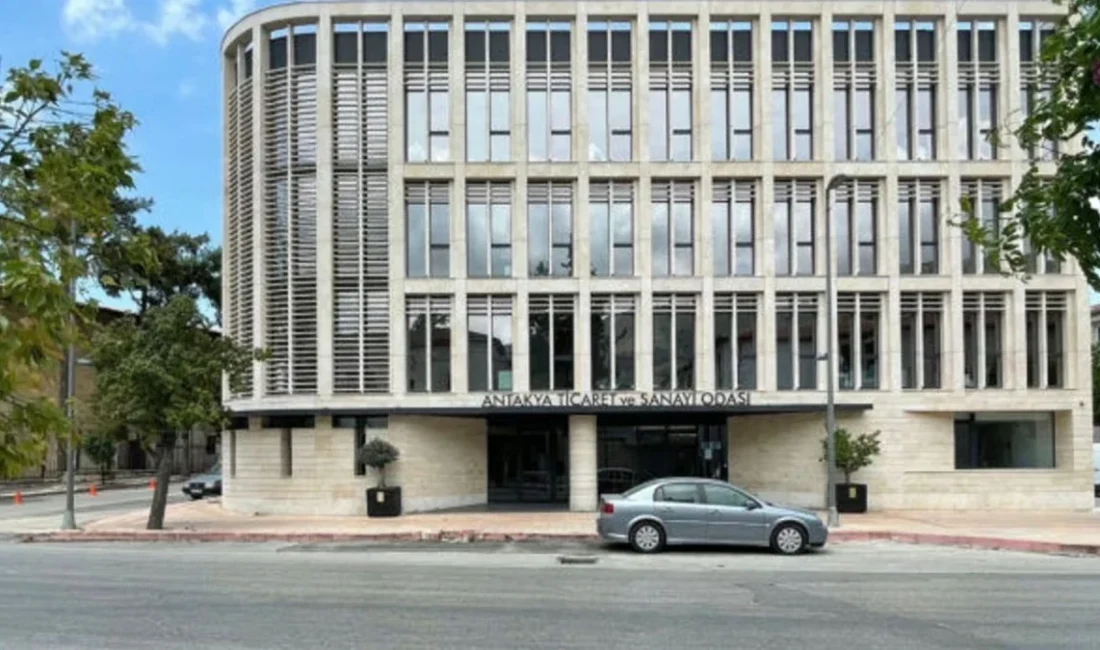 Hataylı iş insanı Ahmet Bünyamin Yavuz, ABD, İsrail ve İran