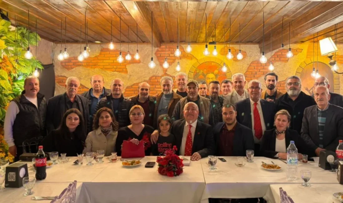 Hatay Dişhekimleri Odası Başkanı Dt. Nebil Seyfettin, görevini devrederken sadece