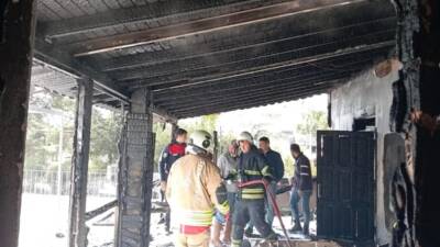 Hatay’ın Samandağ ilçesinde Batıayaz Mahallesi’ndeki bir müstakil evde çıkan yangın,
