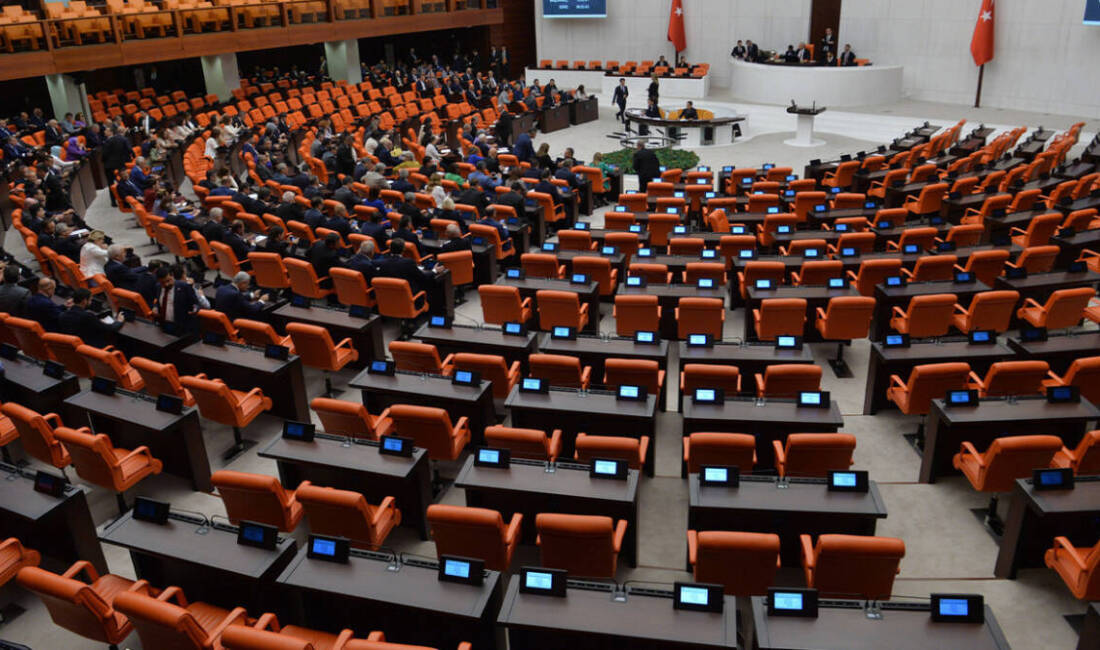 Yüksek Seçim Kurulu (YSK), 2025 yılı nüfus verilerine göre illerin