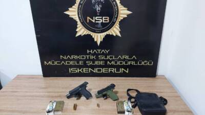 Hatay’da düzenlenen uyuşturucu operasyonlarında gözaltına alınan 5 şüpheli çıkarıldıkları mahkemece