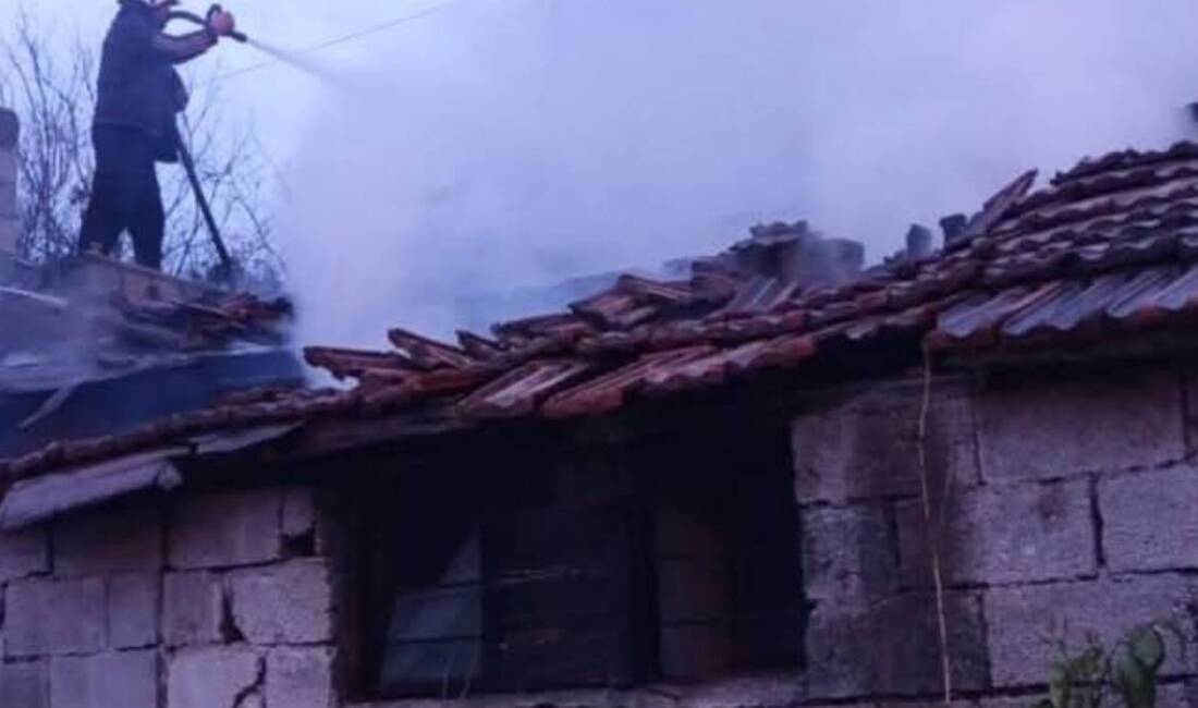 Hatay’ın Dörtyol ilçesinde bulunan metruk bir evde çıkan yangın, mahalle