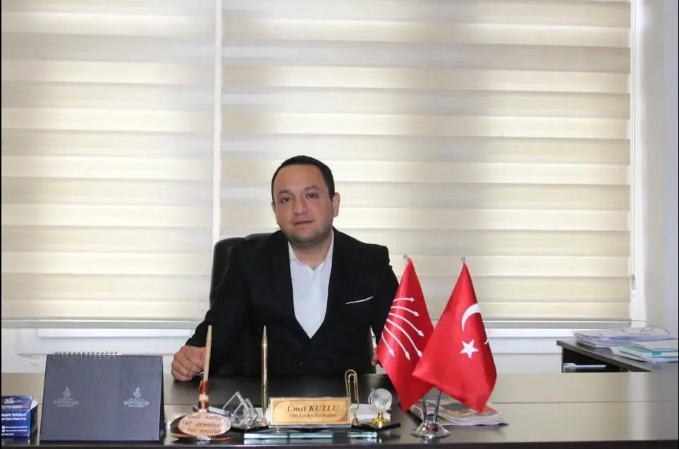 Antakya’da sağanak yağışların ardından yaşanan sel ve altyapı sorunlarına tepki