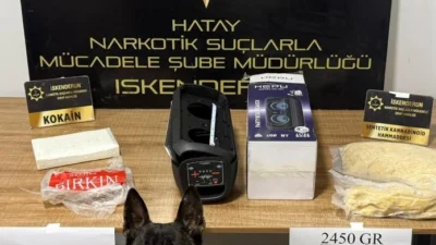 Hatay’ın İskenderun ilçesinde, otomobilinde 1 kilo 250 gram kokain ve