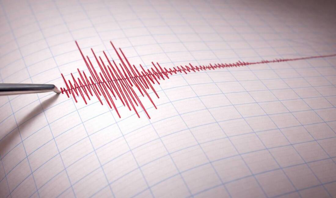 Akdeniz’de, Antalya’nın Demre ilçesi açıklarında sabah saatlerinde art arda meydana