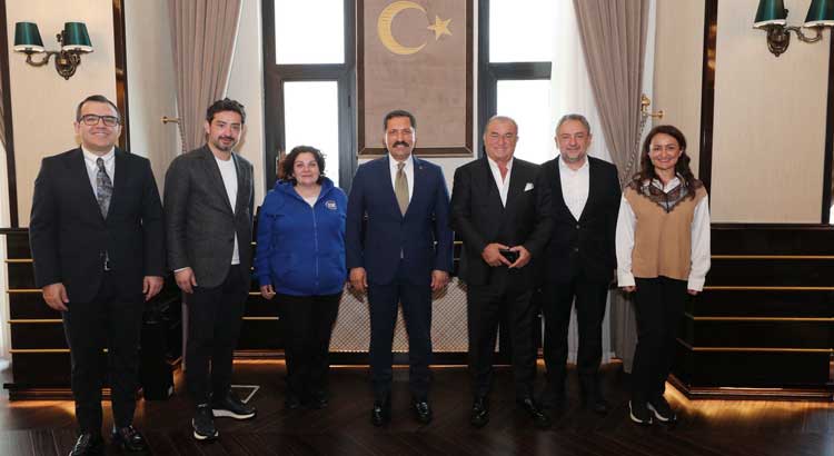 Türk futbolunun efsane ismi, A Milli Futbol Takımı’nın eski teknik