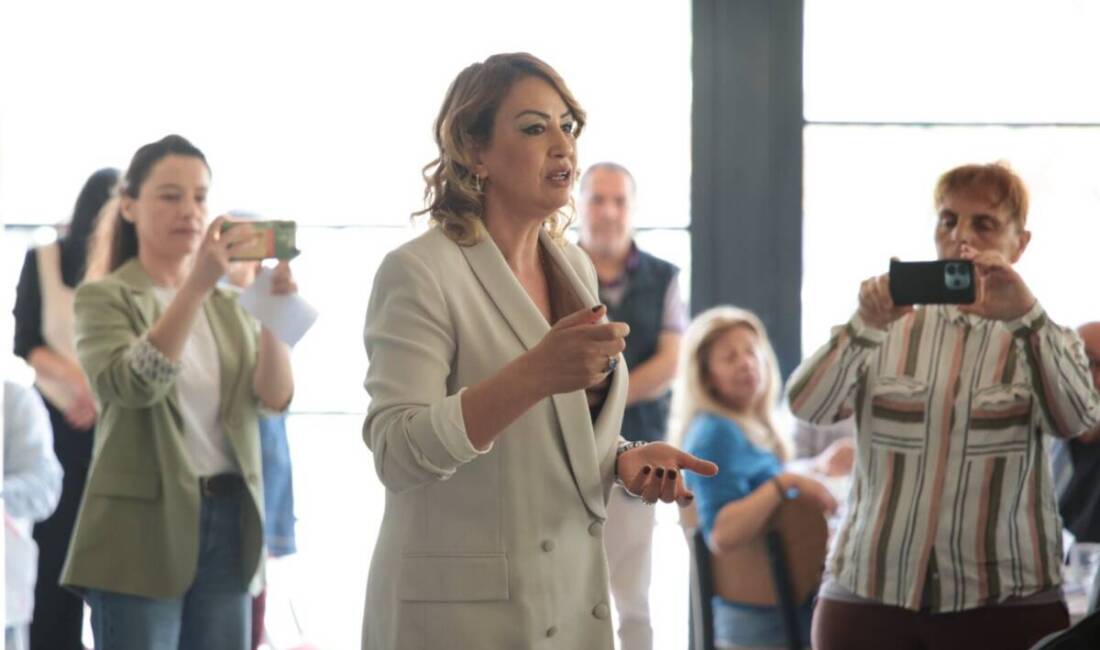 CHP Hatay Milletvekili Nermin Yıldırım Kara, seçim bölgesindeki saha çalışmalarını