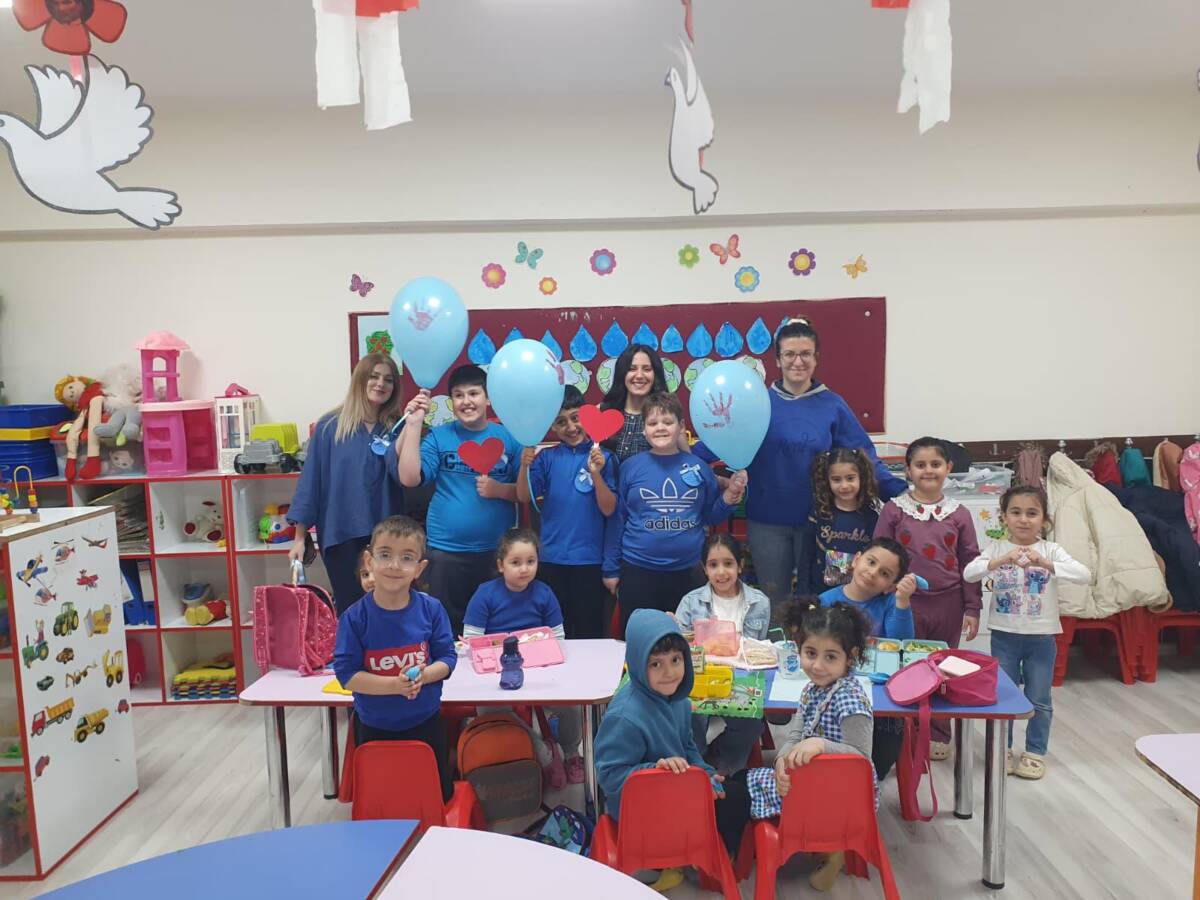 Dünya genelinde 2 Nisan, Otizm Farkındalık Günü olarak kutlanıyor. Amaç,