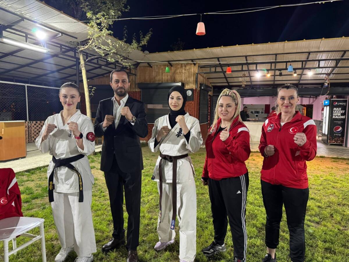 Millî sporcular dünya yolunda Yayladağı’ndan ayrıldı