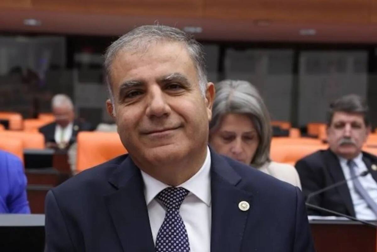 CHP Hatay Milletvekili Mehmet Güzelmansur, deprem sonrası Hatay’da yaşanan sorunların
