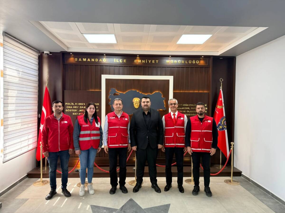 Türk Kızılay Hatay İl Merkezi yöneticileri, Samandağ İlçe Emniyet Müdürlüğü’nü