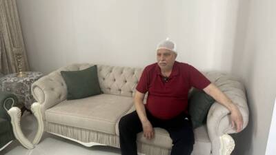 Hatay’ın İskenderun ilçesinde yaşanan satırlı saldırıda ağır yaralanan 61 yaşındaki