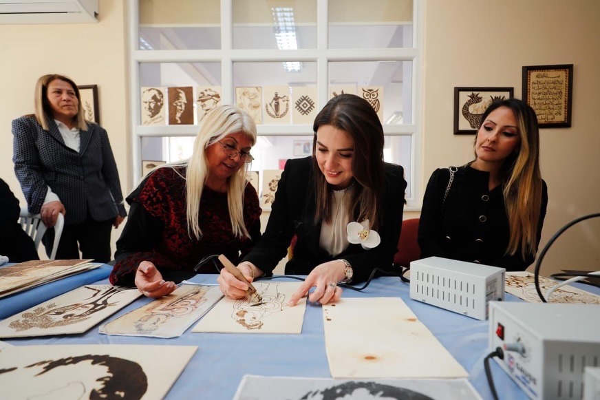 Defne Halk Eğitim Merkezi’nde üretim, emek ve sanat bir araya