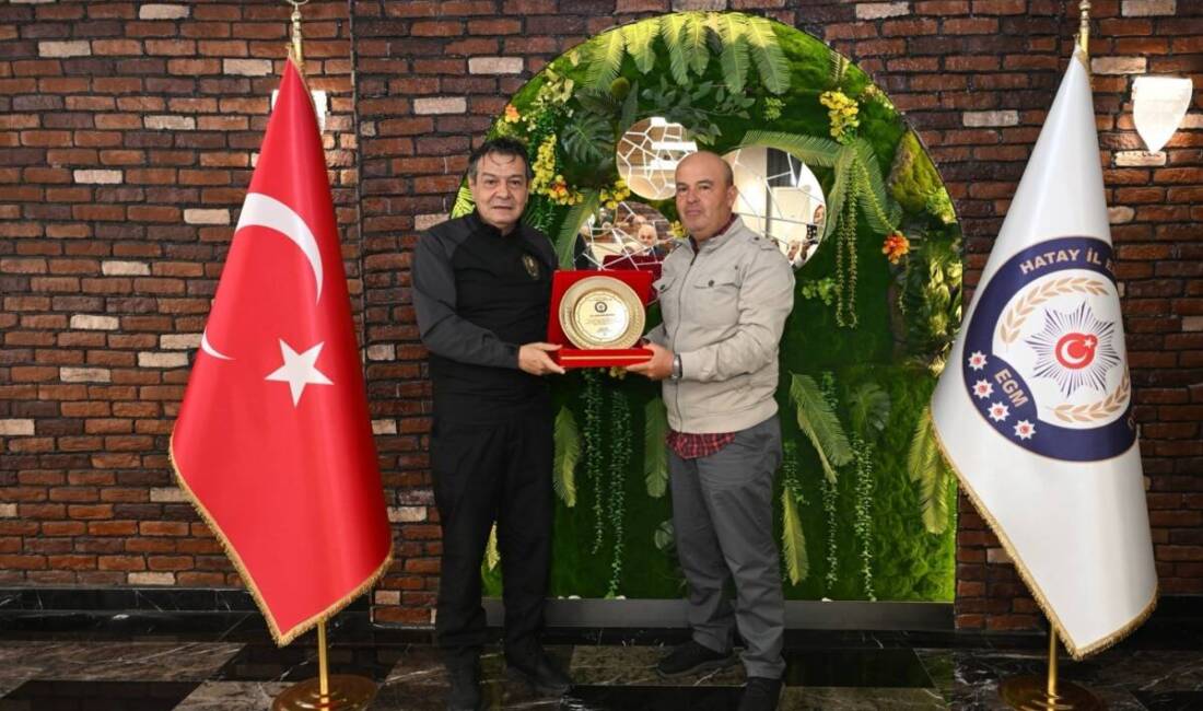 Hatay İl Emniyet Müdürlüğü’nde görev yapan 11 polis memuru, yaş