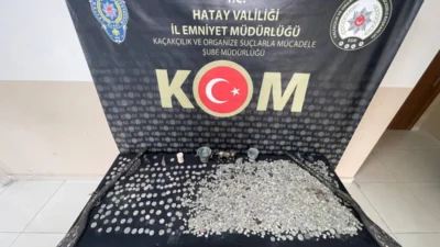 Antakya’da durdurulan bir araçta Roma, Bizans, Hitit ve Makedonya dönemlerine