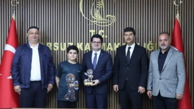 Arsuz’daki okullar, Hatay genelinde düzenlenen yarışmalarda elde ettikleri başarılarla ilçeyi